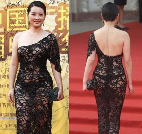 她是世界女乒第一人,大20岁老公与袁立同居12年,转身把她宠上天