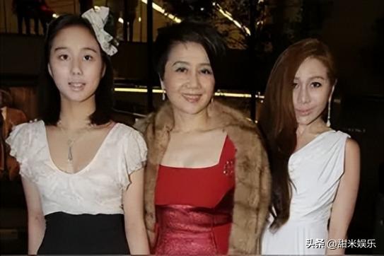 千金何超盈现状,叛逆千金何超盈带14亿嫁妆