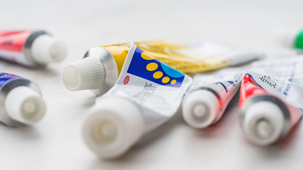 脚气很痒越挠越舒服是脚气吗,脚气越抹药膏越痒怎么回事