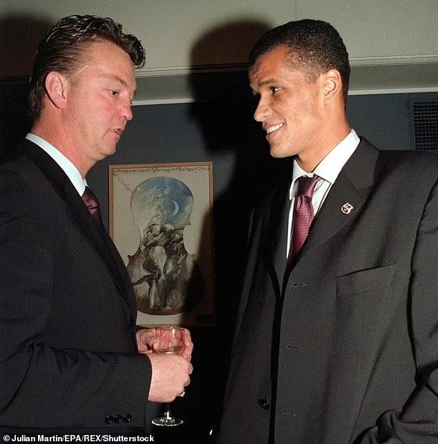 梅西嘲讽范加尔超燃剪辑,梅西怼范加尔