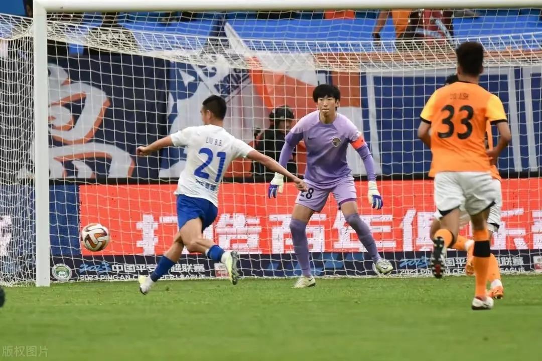 中超最新积分榜泰山,中超泰山4-2海牛夺4连胜