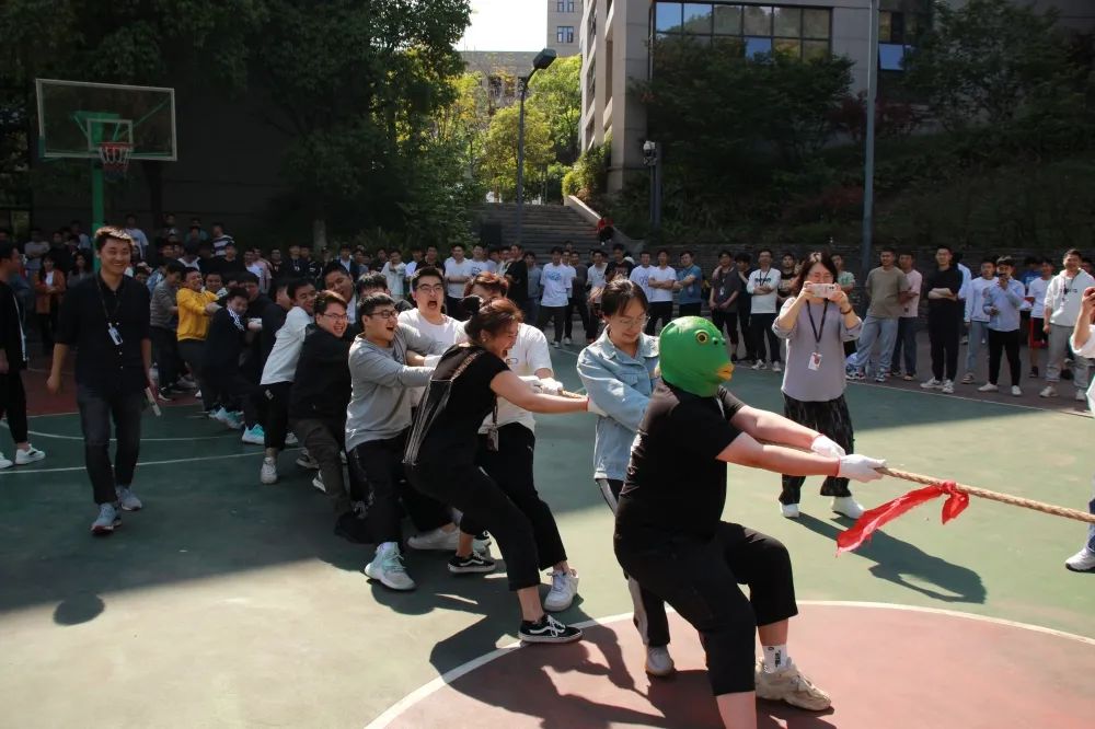 重庆源码时代春季运动会,挥洒激情汗水,舞动青春旋律