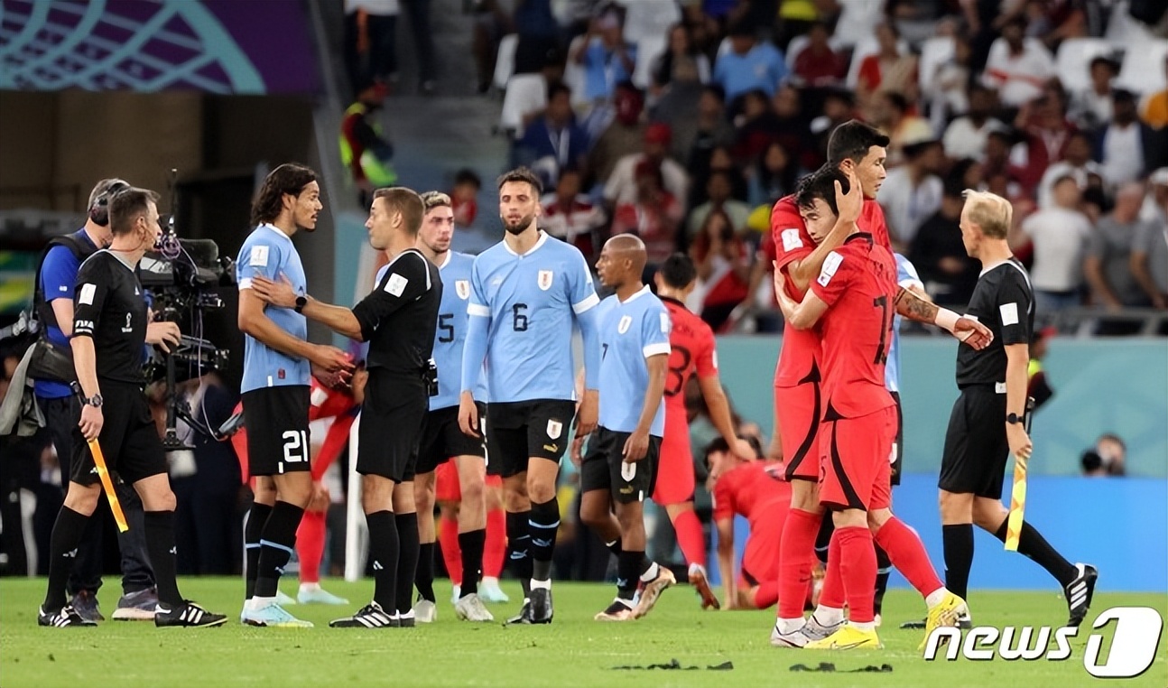 轮钱小组赛……亚洲的进步，非洲的无力韩国、乌拉圭对……