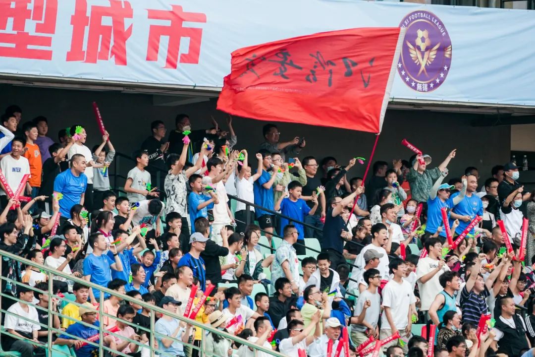 无锡足球梁溪杯直播,热血沸腾足球比赛