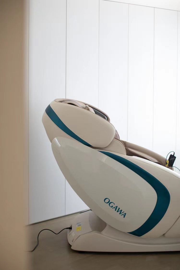 60平纯白极简独居室，原来这么减压