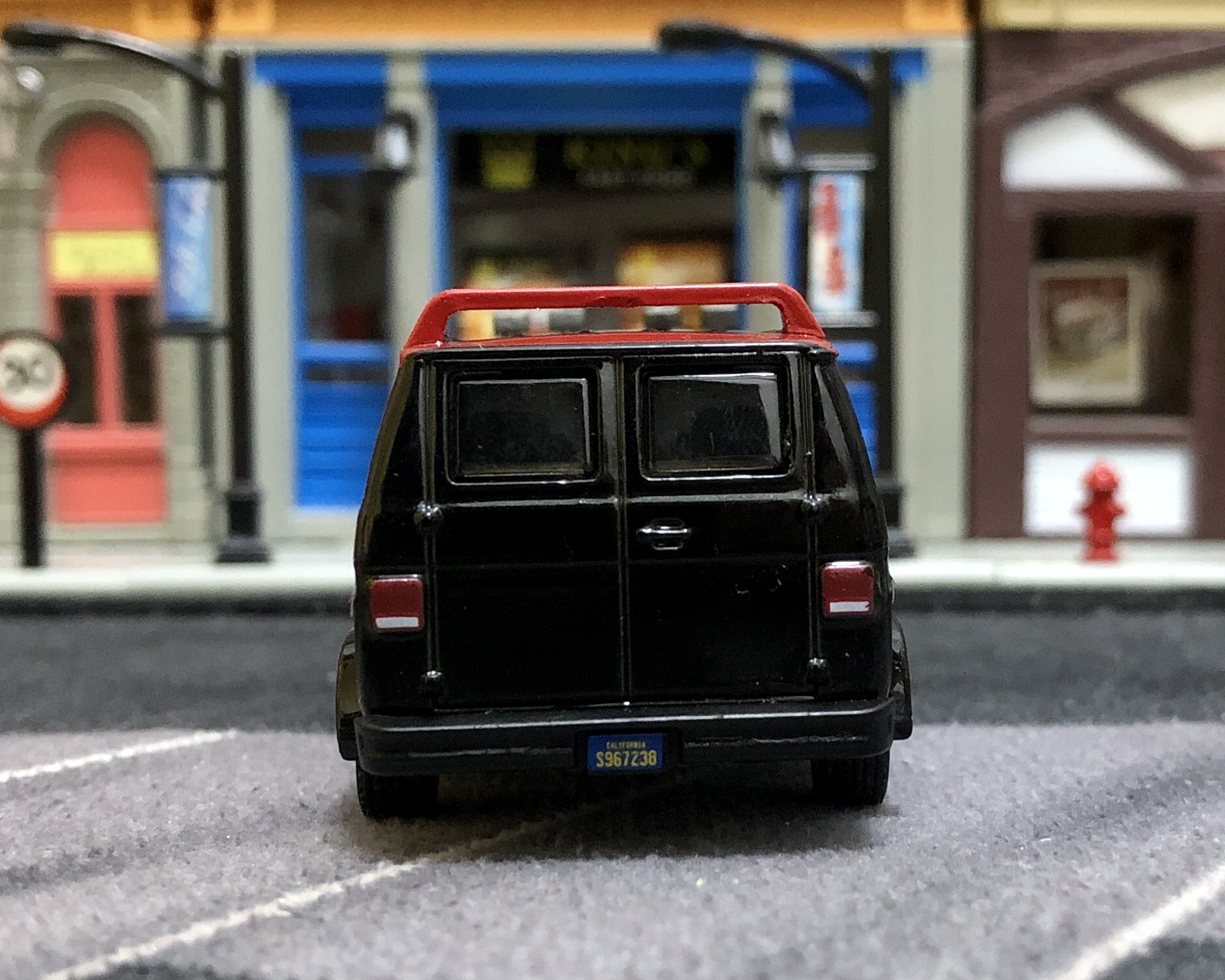 绿光电影车，天龙特工队GMC大面包Vandura