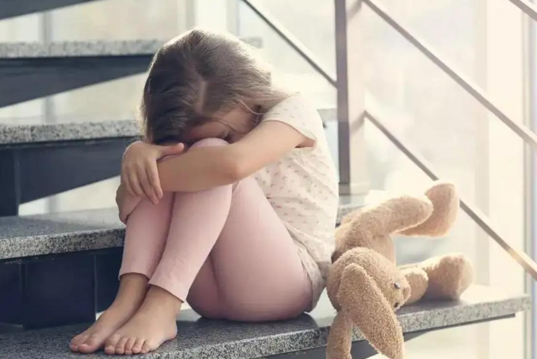 避免孩子恐惧的三种原因,孩子害怕的时候怎么办