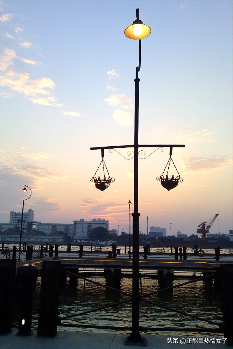 夜晚的广州太古仓码头,广州好玩的地方太古仓码头