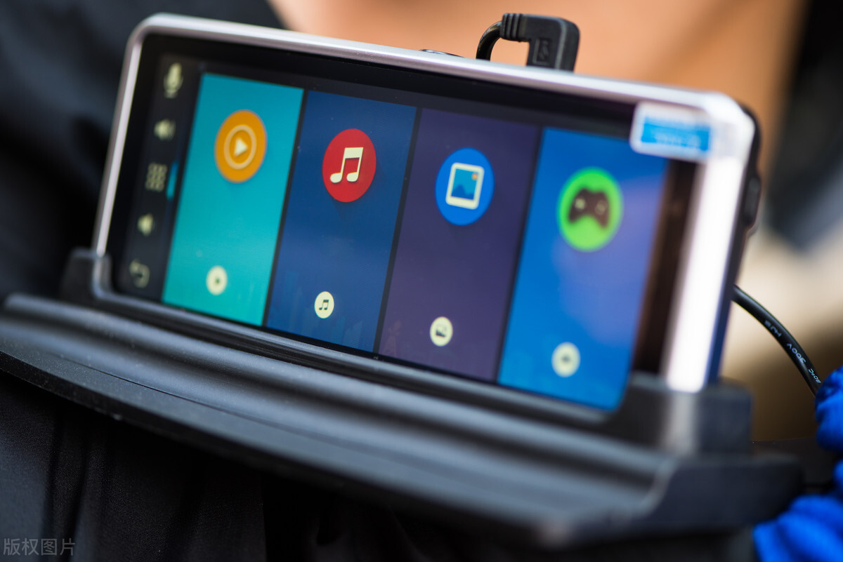 如何判断汽车电瓶该更换了,如何判断汽车电瓶是否应该更换