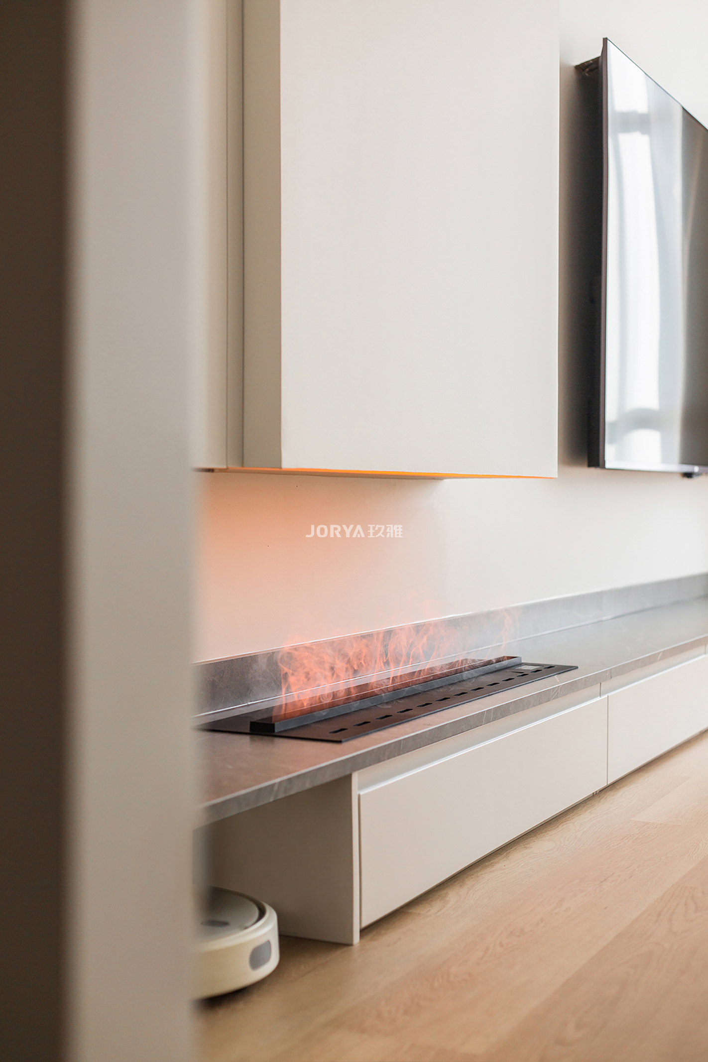 斜坡造型吊顶,斜坡屋顶木板吊顶