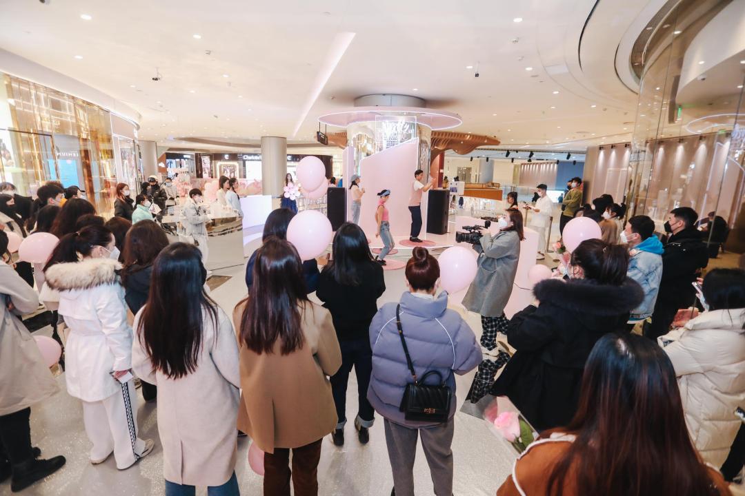 成都IFS全新美妆集合地“玩美”启幕，重塑西南美妆新格局