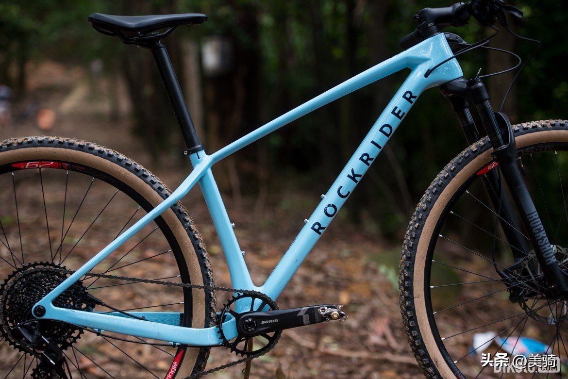 迪卡侬race900山地车测评,迪卡侬rockrider530山地车