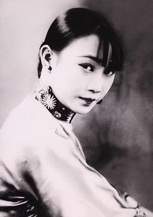 民间故事：男子在家离奇死亡，很像自杀，高人却道：凶手就在身边