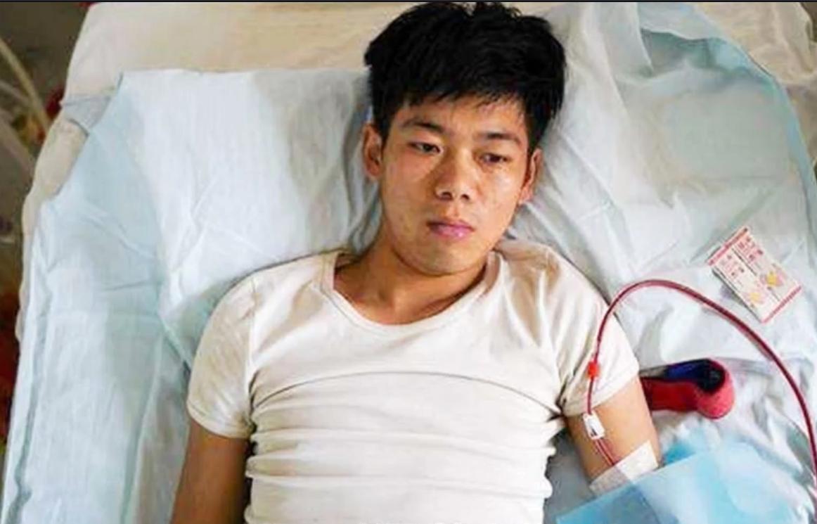 当年卖肾换苹果的少年,当年卖肾换苹果手机的少年