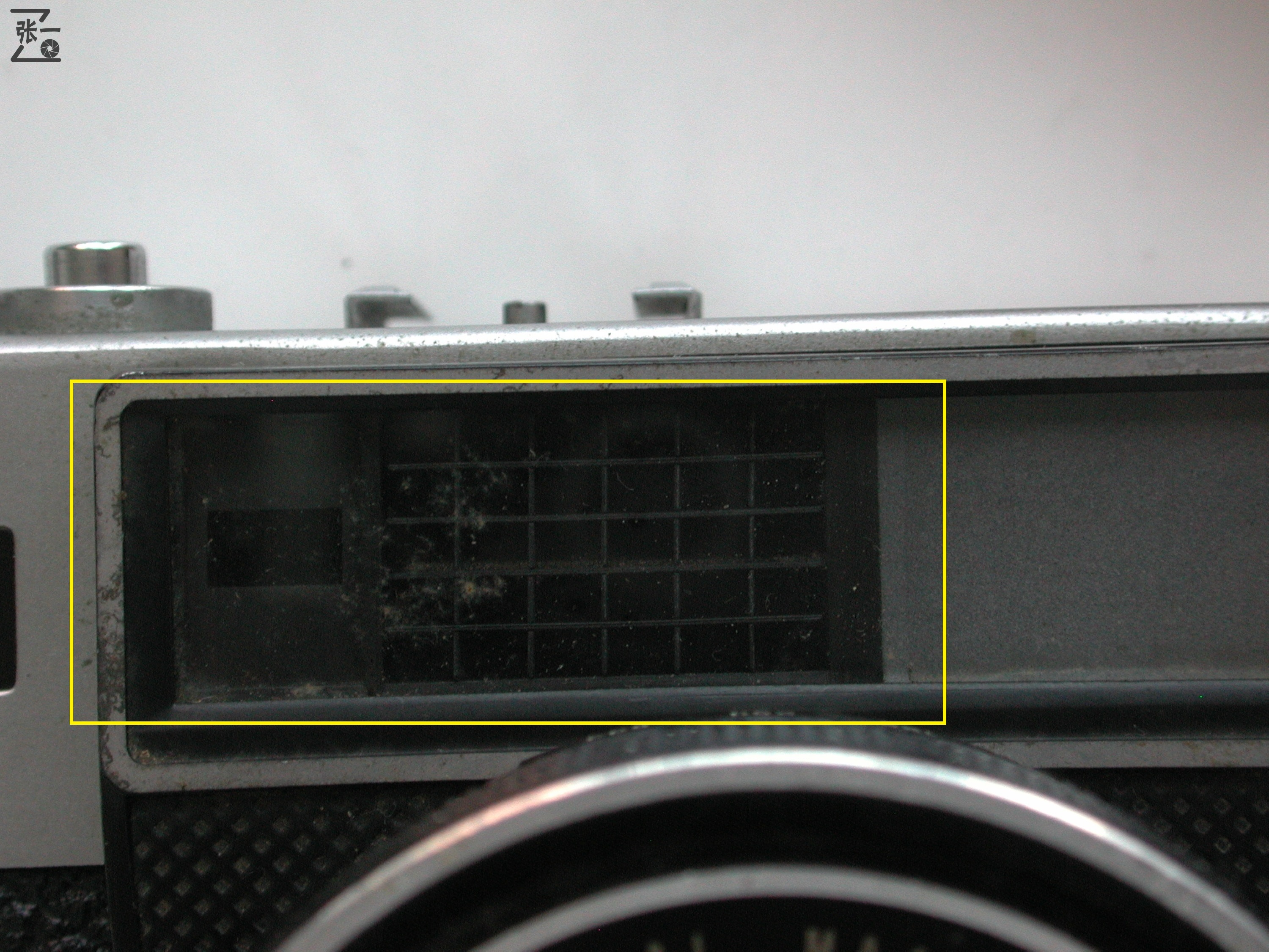 倒片旋钮在机身侧面的日本Fujica35Auto-M旁轴相机!1962年问世