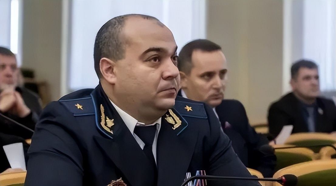 郑州商城发现“金面罩”,比三星堆还早/少林武术正式有了“郑州标准”/小伙寻亲20年在郑州找到亲生母亲