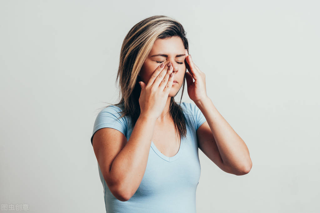 季节性鼻炎为什么鼻子痒鼻塞,季节性鼻炎打喷嚏流鼻涕鼻塞
