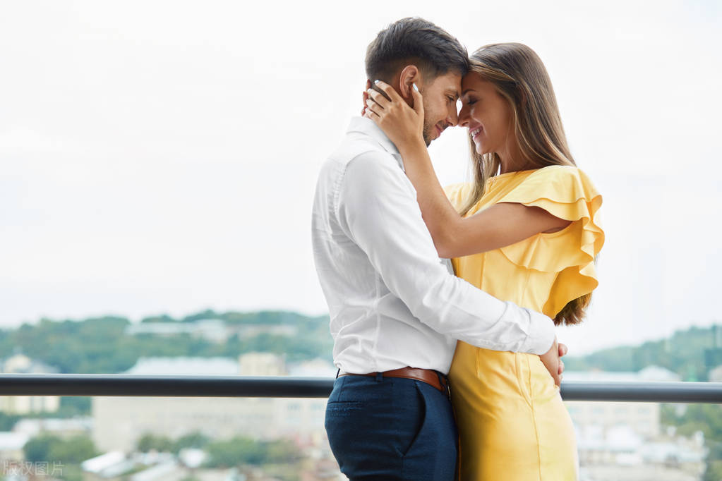 男人爱你入骨了才会有这些表现,男人爱你入骨就会有这三种表现