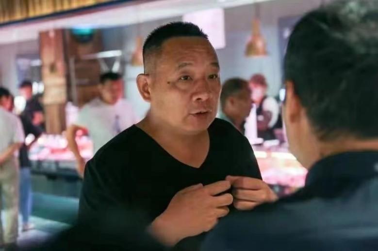 胖东来员工干一年能拿多少钱,胖东来强大的薪酬福利制度