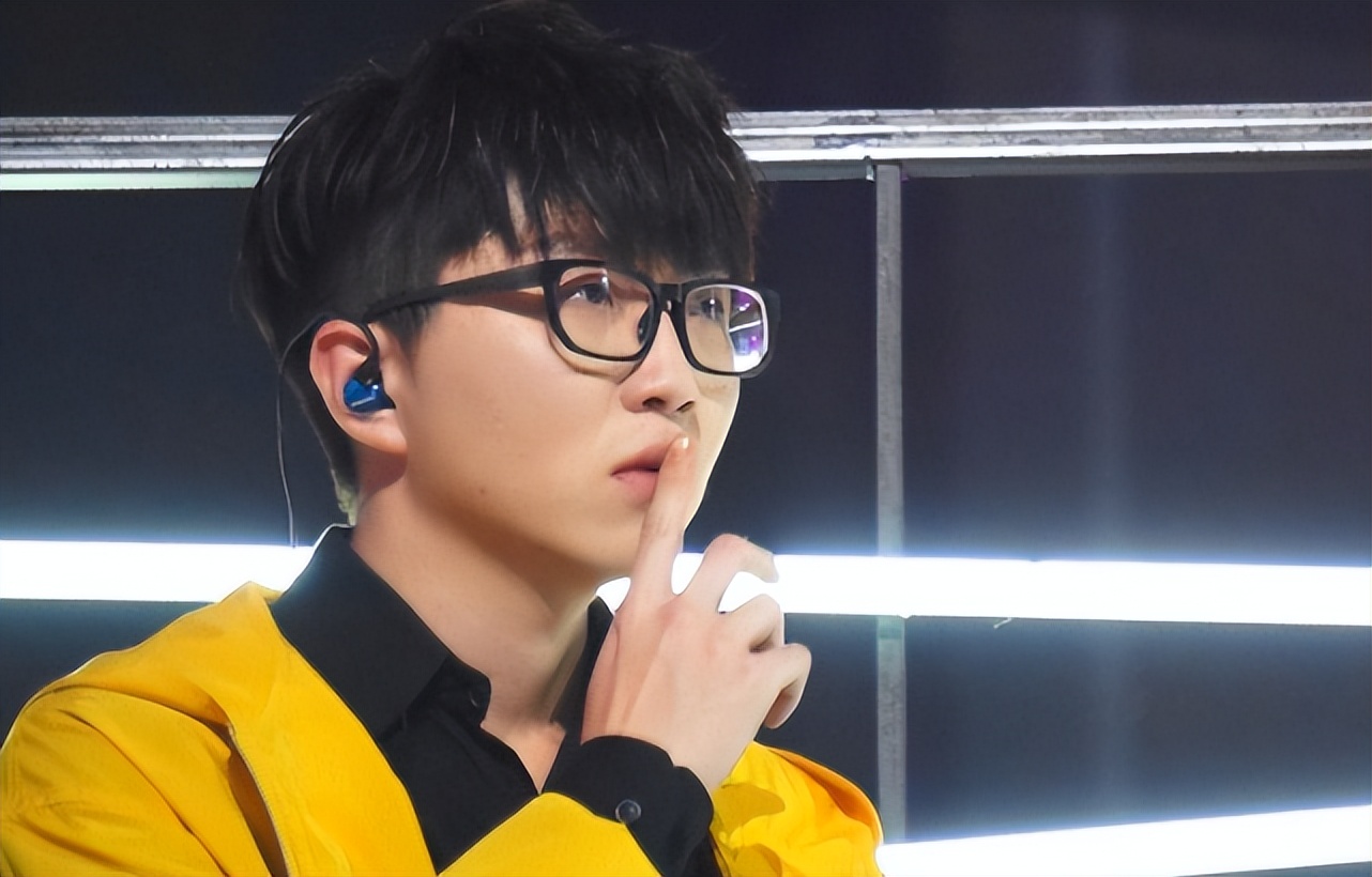 毛不易薛之谦怼人名场面合集,薛之谦毛不易才华战胜资本的故事