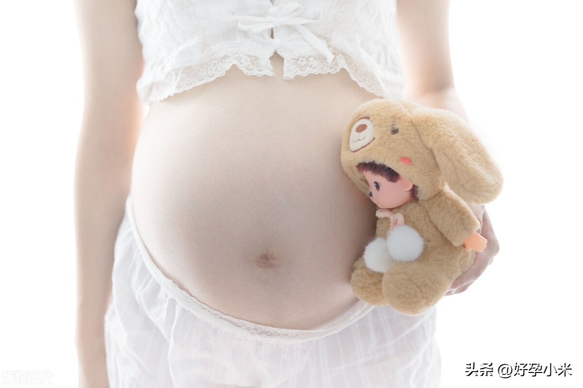 第一次怀孕多长时间有反应,怀孕试纸最早几天可以测出怀孕