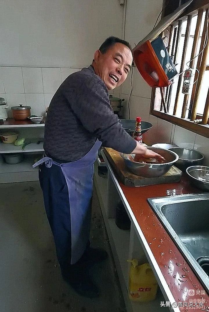 回忆下垄钨矿呵护我成长的阿毑和曾伯伯‖余敏敏作品