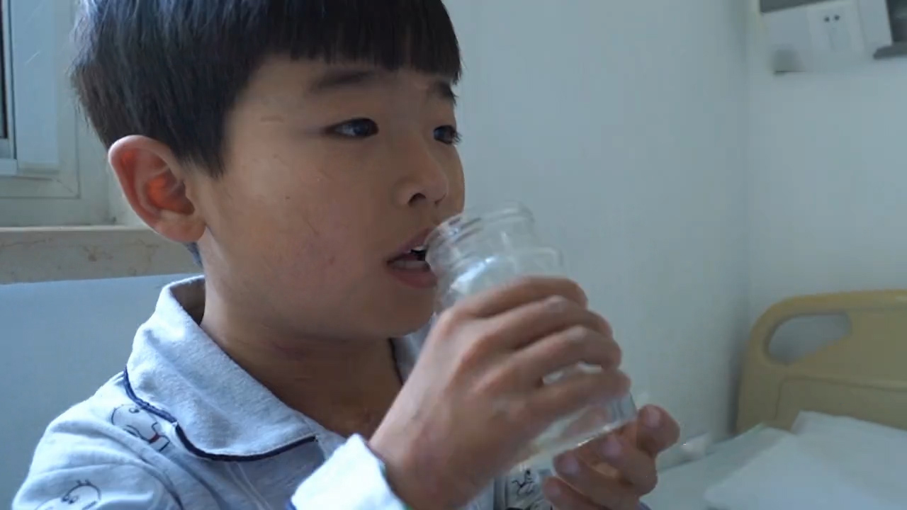 心脏发育畸形,九岁男孩经历四次心脏手术