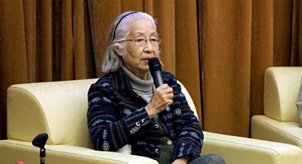 九月半刚过名人六人一一去世，回顾他们的一生令人兴奋又悲伤