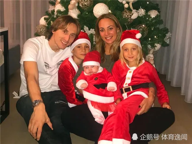 世界杯三大夺冠太太团,世界杯32强都是谁