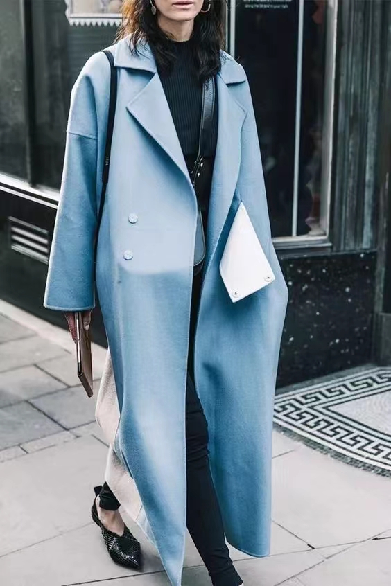 秋冬穿大衣好看吗,黑色大衣的三个最佳配色