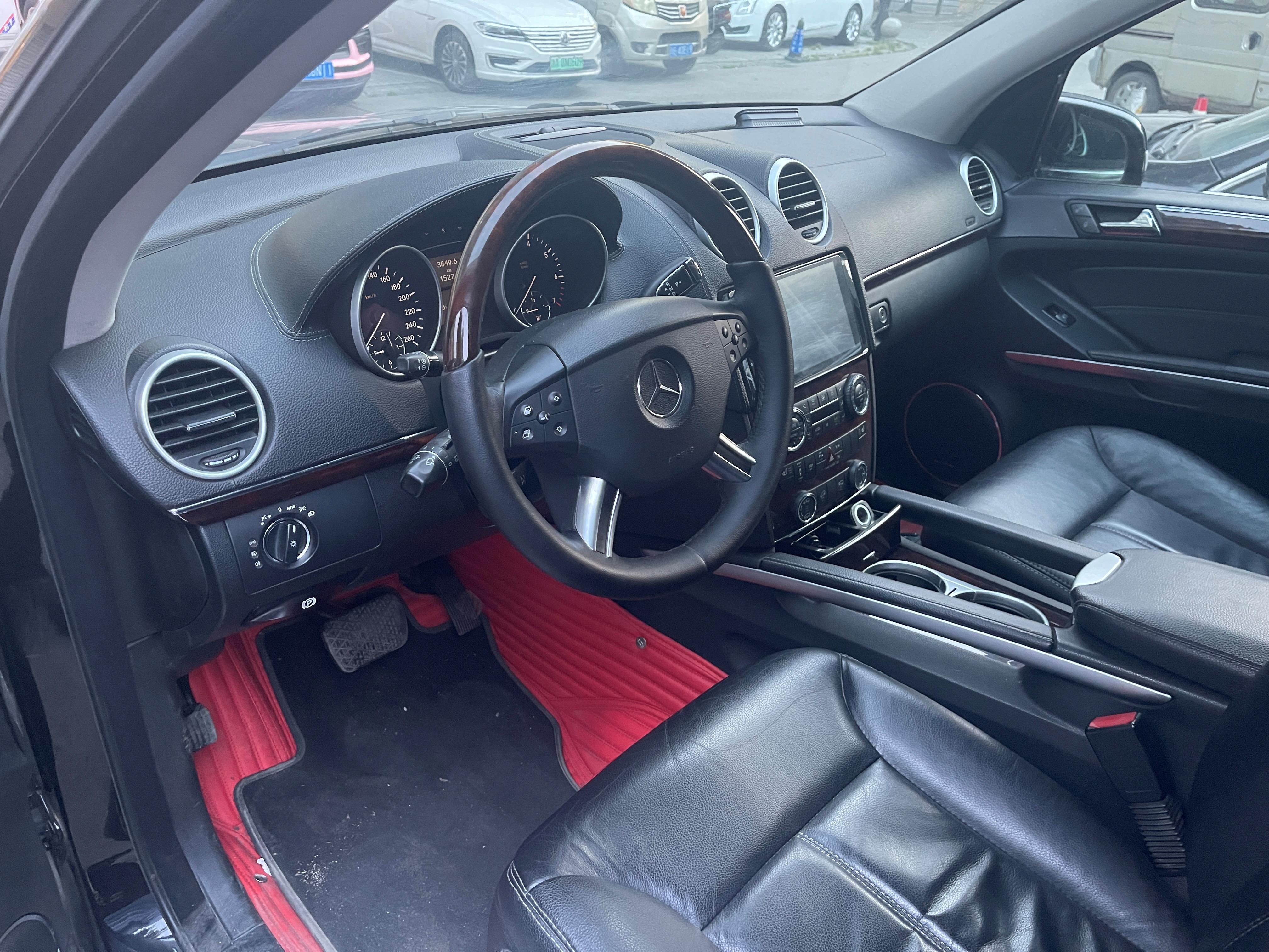 汽车怎么抵押给银行借款,汽车怎么抵押贷款流程