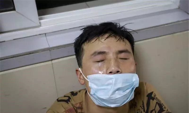 2岁女童被烧伤现场哭声让人揪心,6岁孩子被火烧伤后续