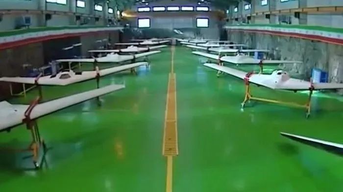 俄罗斯为什么要买伊朗无人机,俄罗斯误入歧途