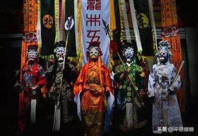 山海经中的神秘莫测世界,山海经中有哪些神奇的情节