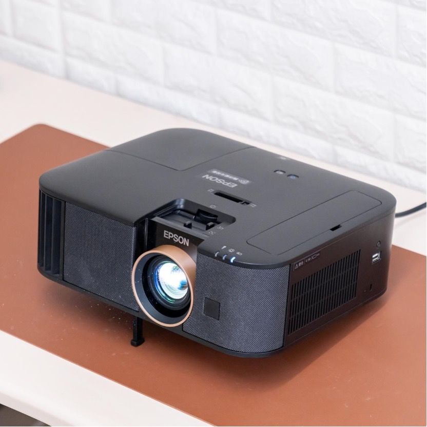 高亮4K投影机,爱普生6280t是激光投影吗