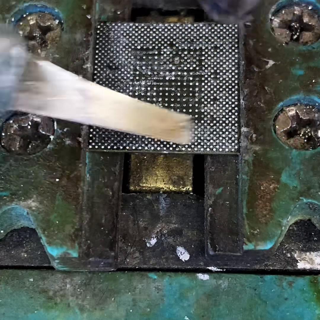 华为p30手机一直自动重启,华为p30手机频繁自动重启