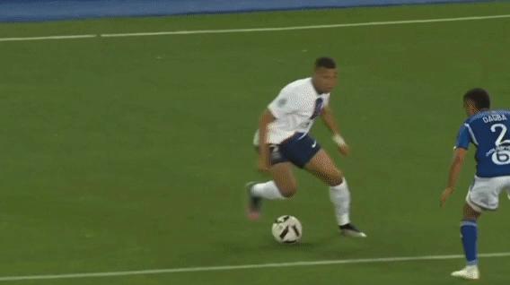 超过c罗的人,超越c罗梅西