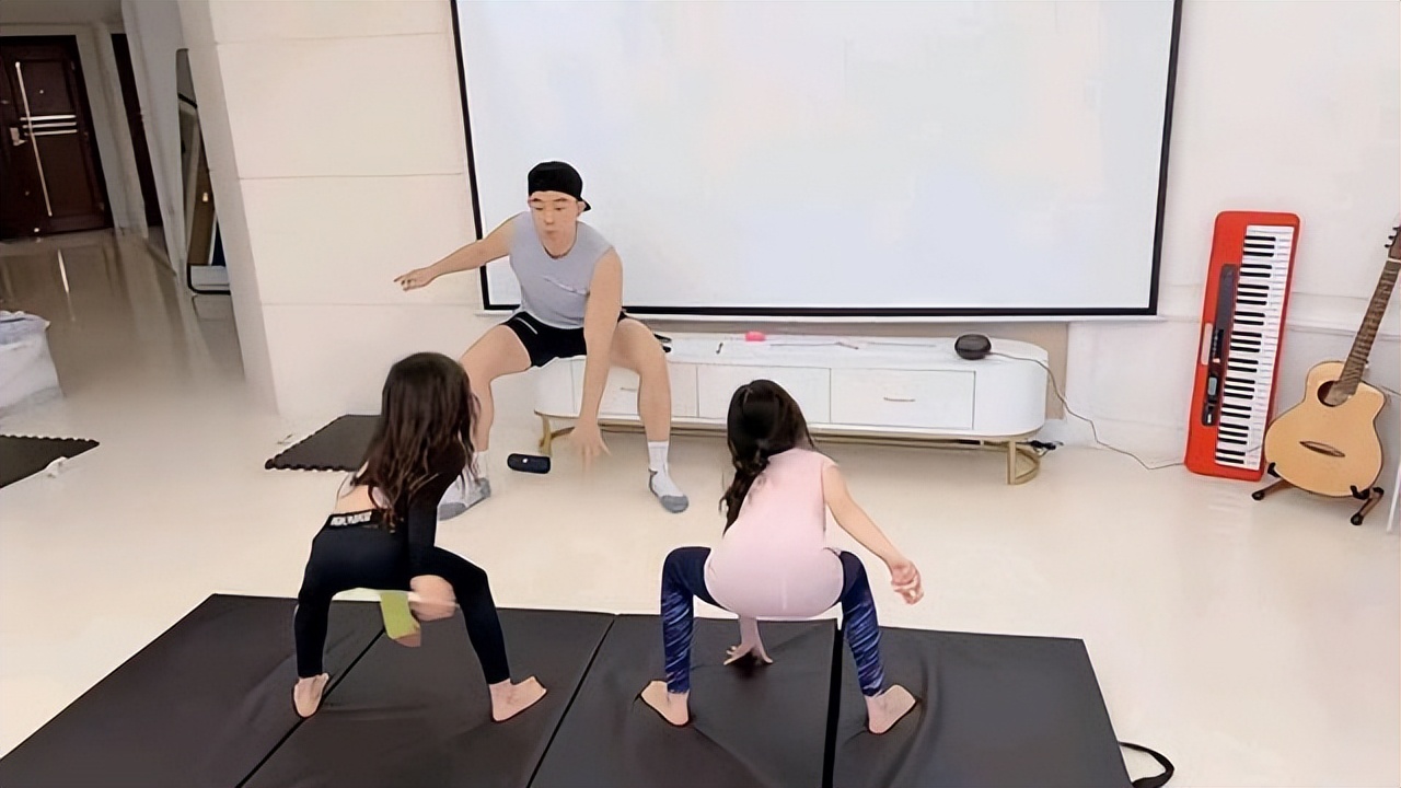 刘畊宏家的装修,成为刘畊宏女孩的第一天图片