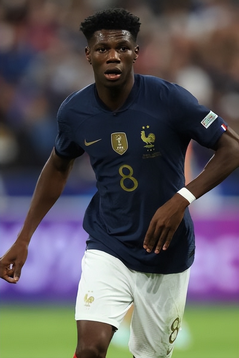 姆巴佩同期数据与梅西c罗对比,22年世界杯梅西和姆巴佩数据对比