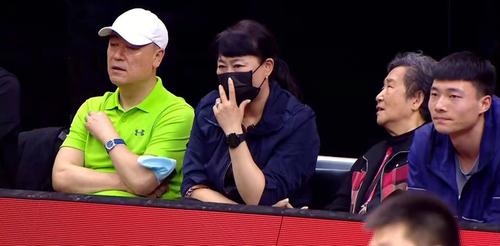 张镇麟首秀原声,张镇麟全明星拍照