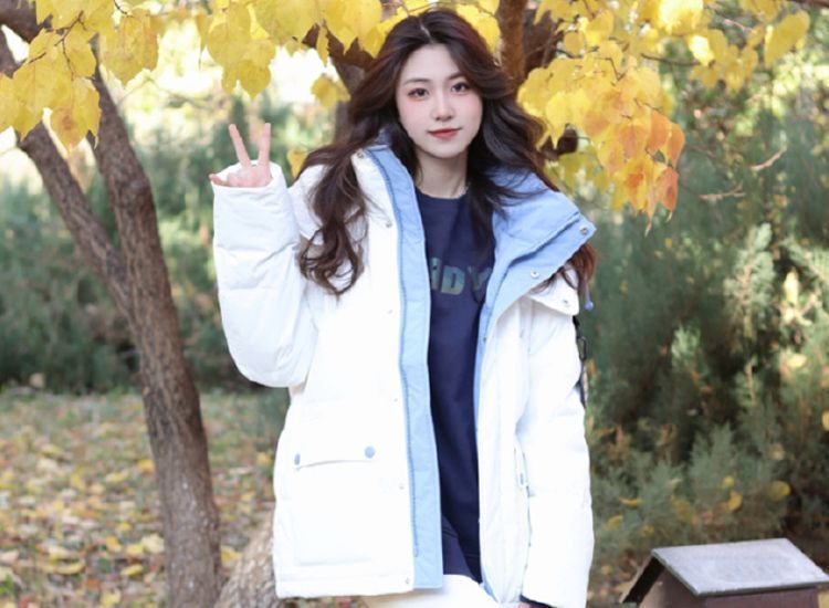 一件羽绒服1000块贵吗,一件羽绒服一万多值不值