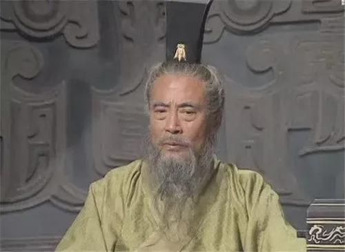 三国人物劝酒能有多变态？张飞刘表被点名