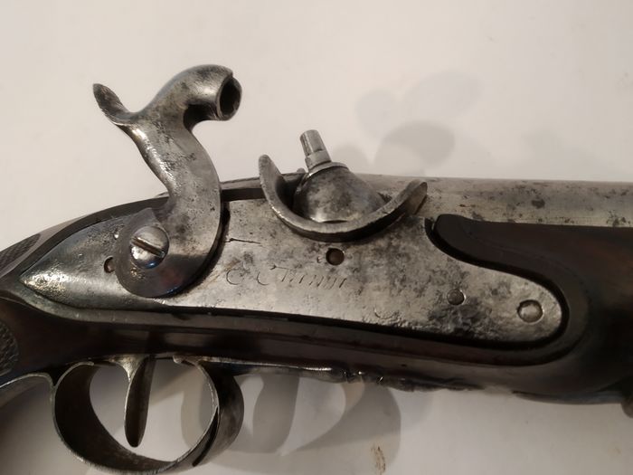 燧发枪与击发枪的区别,燧发枪为什么能取代火绳枪