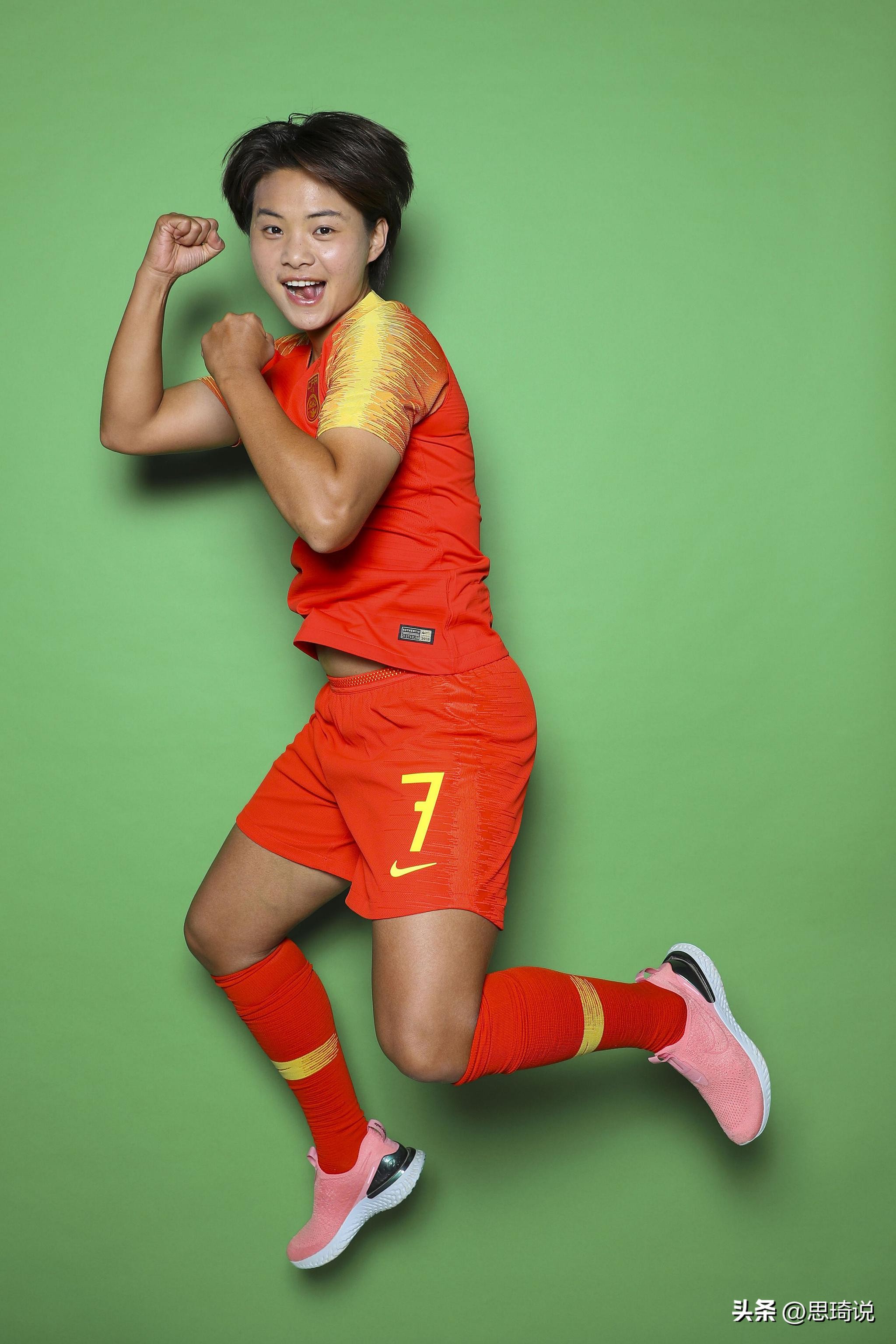 王霜父母离异吗,王霜被父母遗弃