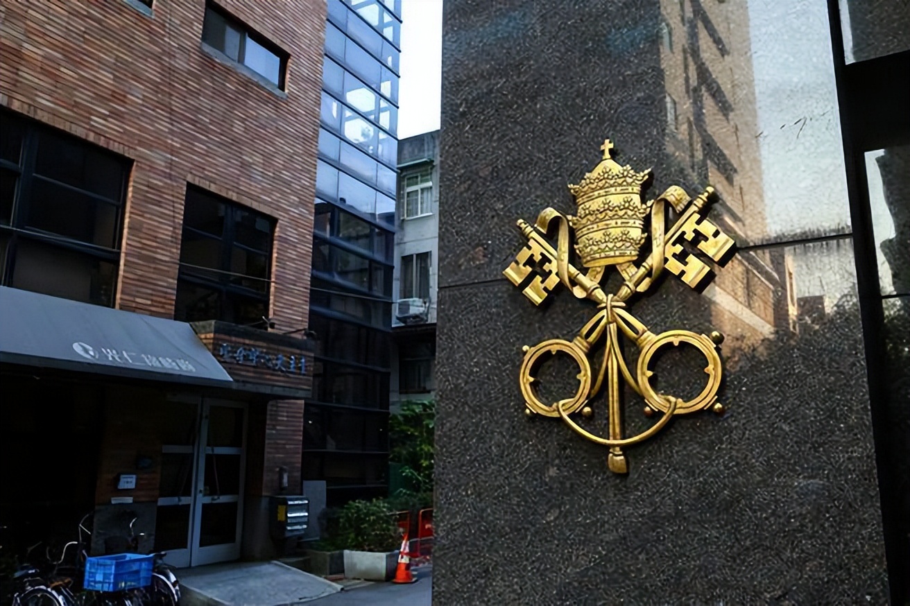 梵蒂冈0.44平方公里有多小,梵蒂冈没有和哪些国家建交