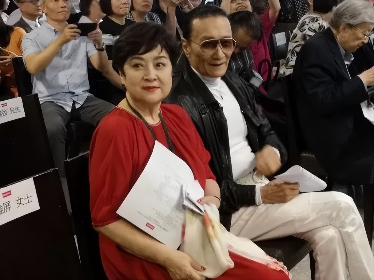 10位晚年移居海外的明星,移民后悔的明星