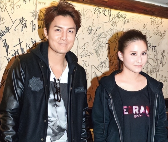 赌王何超莲吴克群视频,吴克群何超莲差几岁