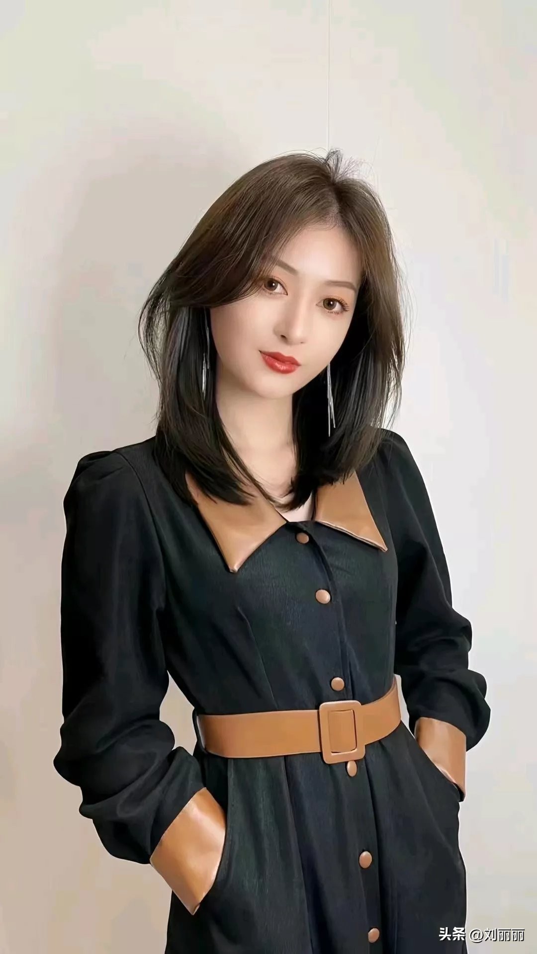 狼尾鲻鱼头锁骨发纹理烫女生,适合鹅蛋脸型的纹理烫短发