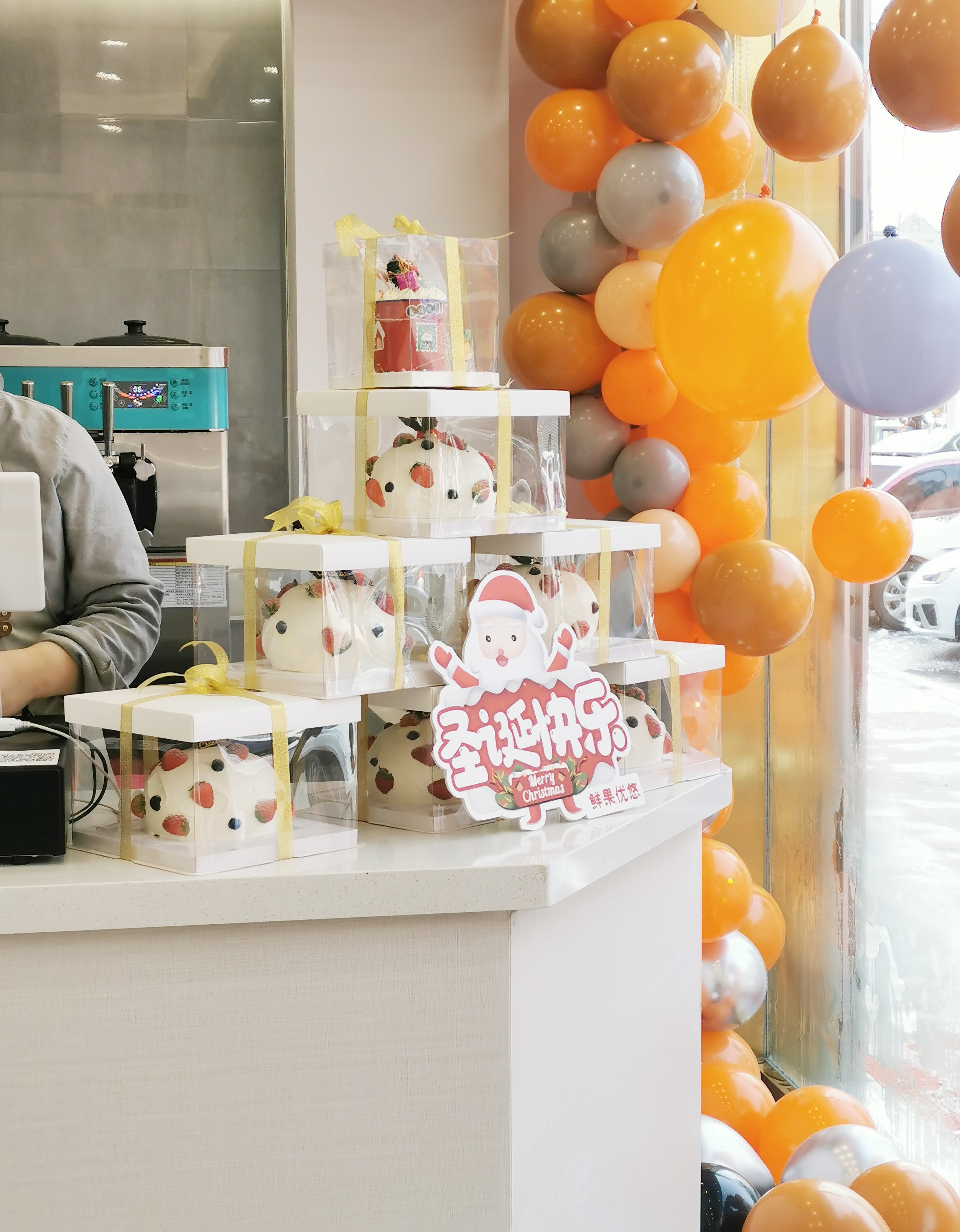 茶颜悦色奶茶店加盟需要多少钱,朗茶奶茶店加盟大概要多少钱