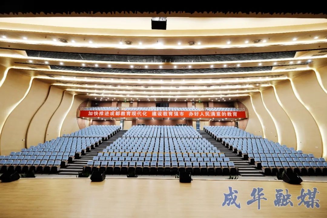 一所学校口碑好不好,一所学校好不好看学生